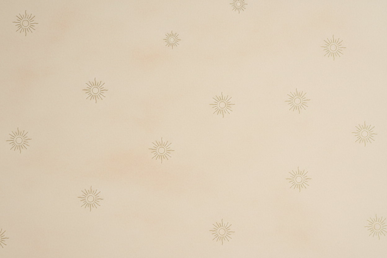 color pastel claro beige con soles pequeños